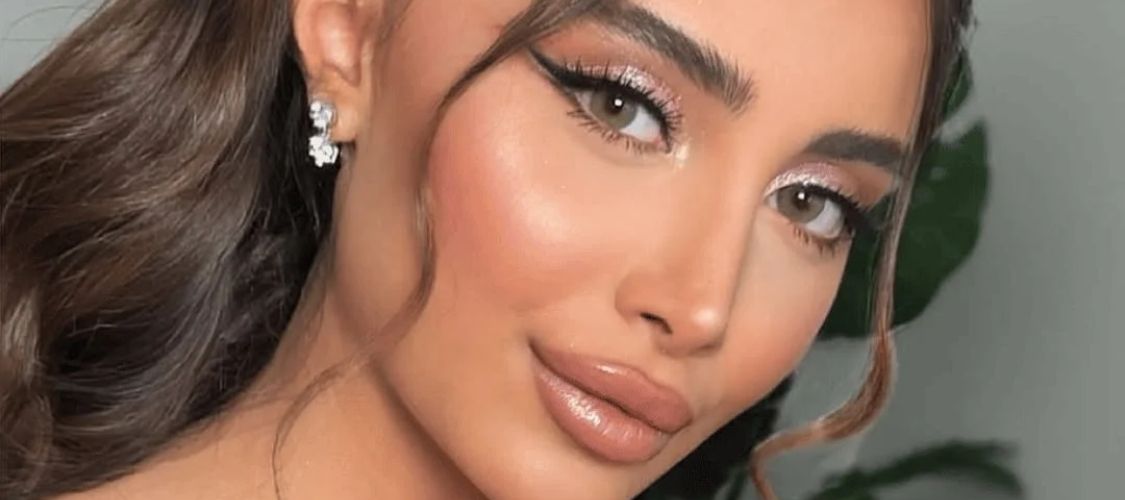 Wedding makeup artist